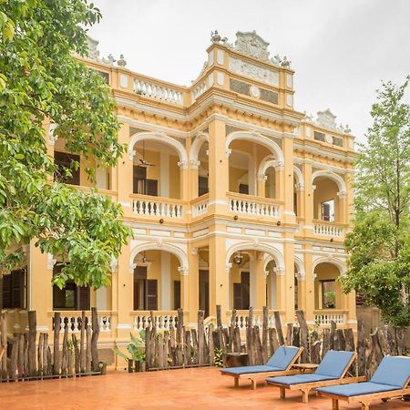 Отель Le Relais De Chhlong Кратьэх Экстерьер фото