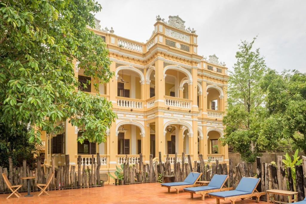 Отель Le Relais De Chhlong Кратьэх Экстерьер фото