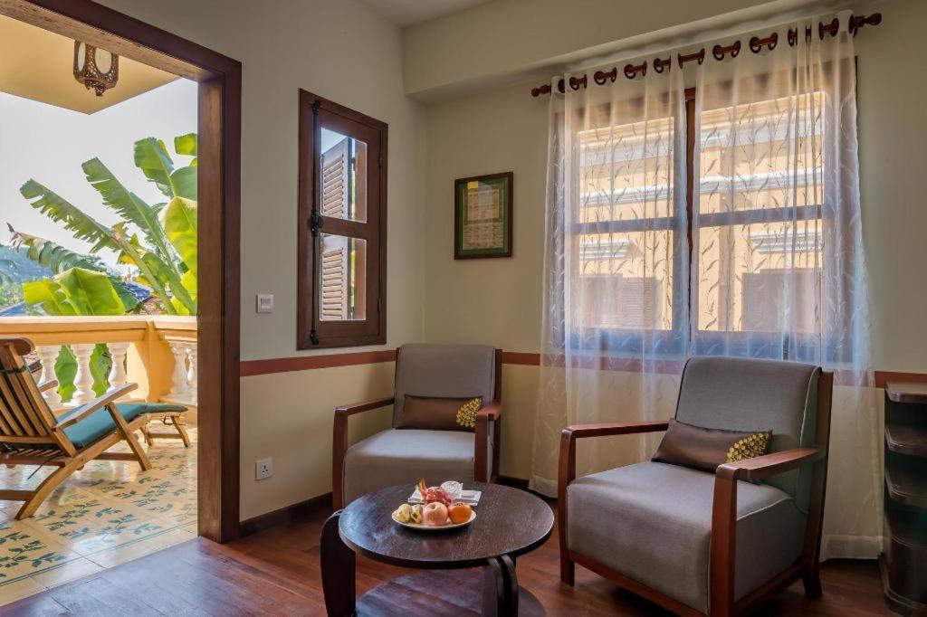 Отель Le Relais De Chhlong Кратьэх Экстерьер фото