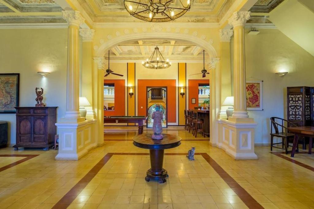 Отель Le Relais De Chhlong Кратьэх Экстерьер фото