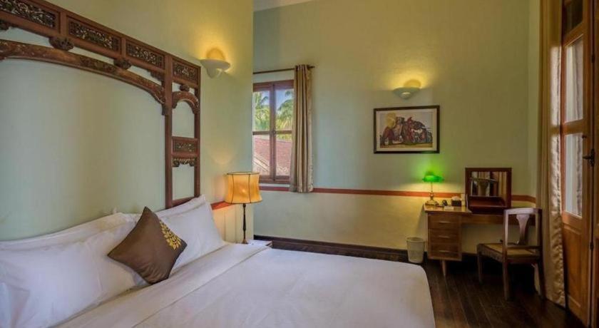Отель Le Relais De Chhlong Кратьэх Экстерьер фото